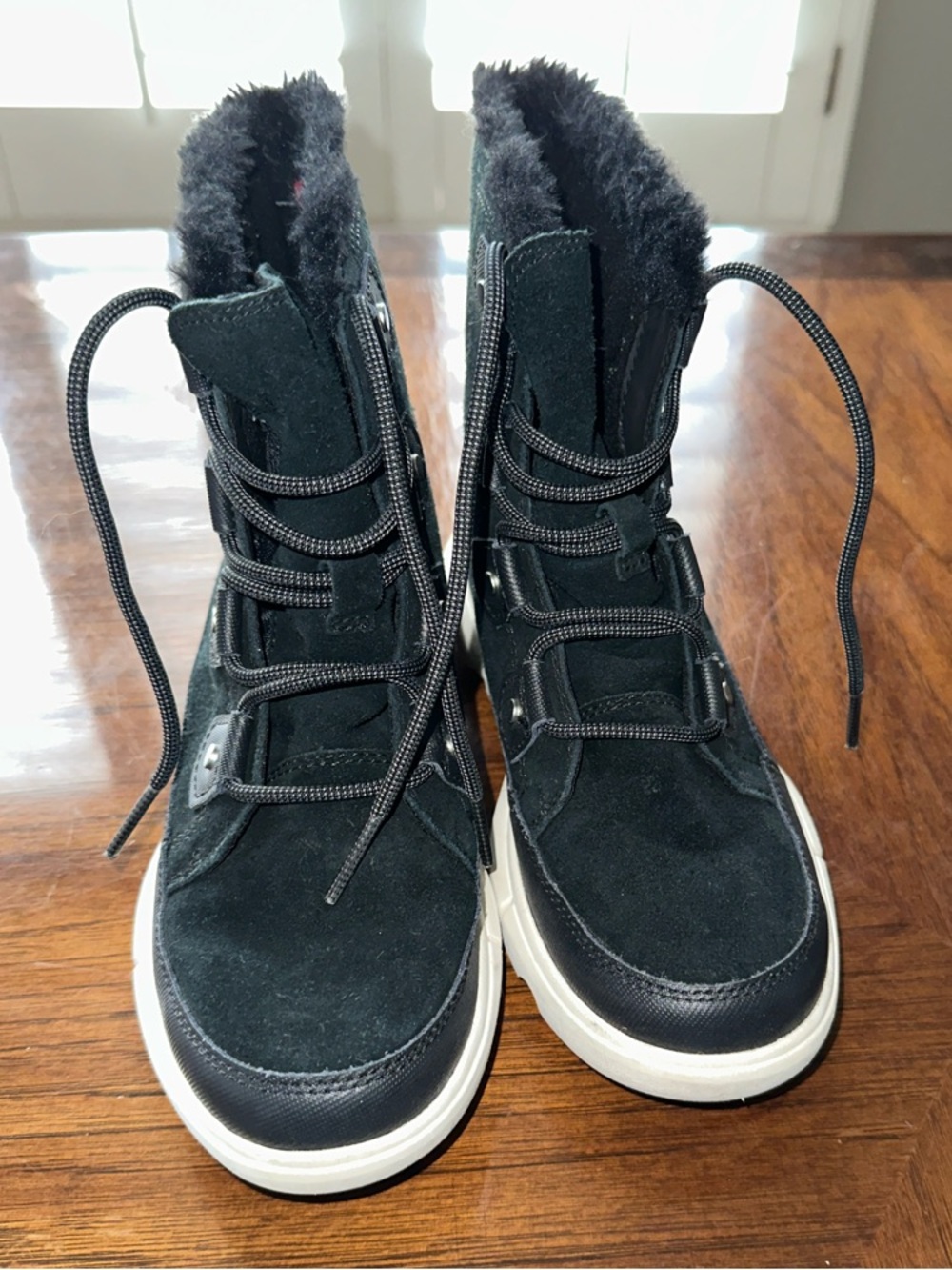 Sorel Black Lace-Up Fleece-Lined Women’s Boots